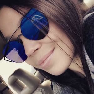 Meet your Posher, Riley